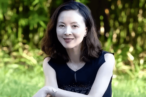 花27万美元包机回国仅3天就去世新葡京最美杨贵妃周洁：在生命最后(图2)